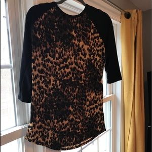 Leopard Lularoe Randy Size Small